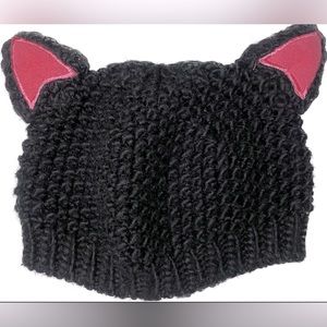 Knitted Black Cat Skully Cap